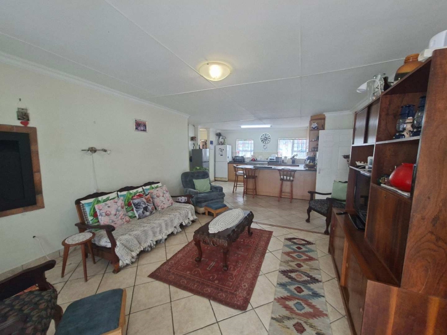 3 Bedroom Property for Sale in Fraaiuitsig Western Cape